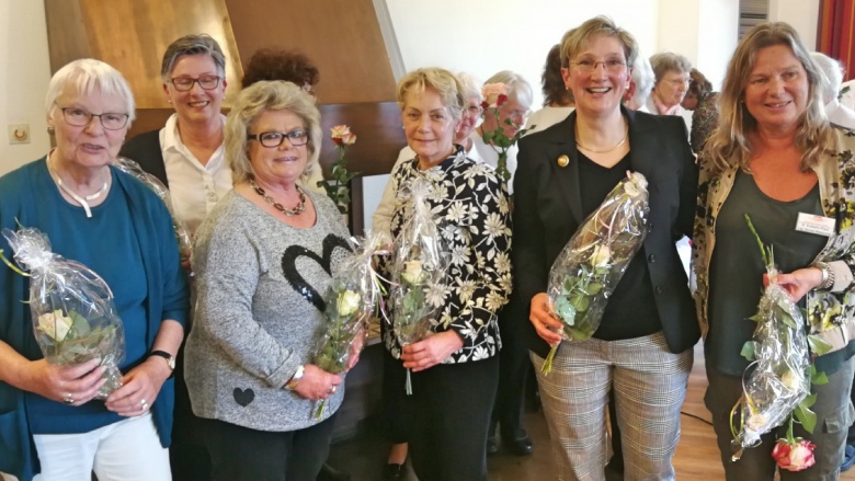 Viel Freude beim bunten Nachmittag im Berkumer Seniorenheim