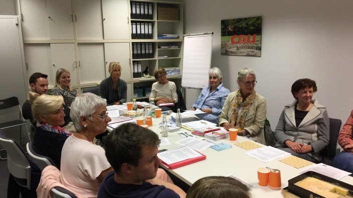 JU und FU Kreisvorstände gemeinsam: Gleichstellungsbeauftragte Brigitta Lindemann informiert